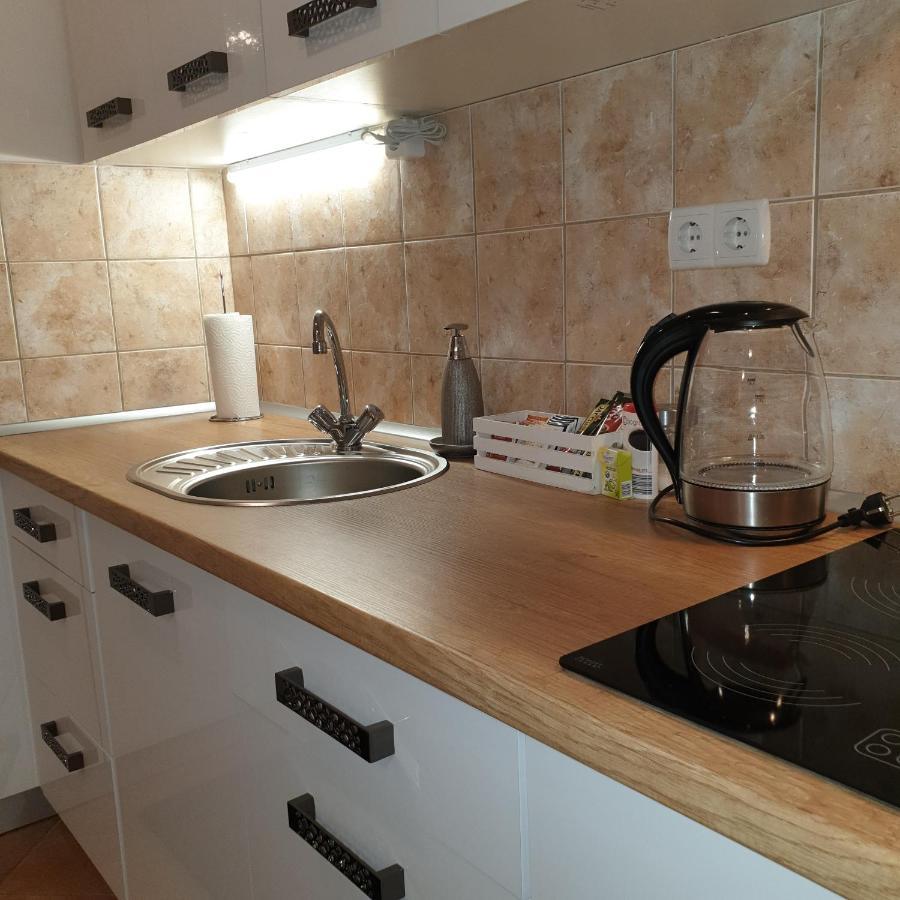 Paradise Apartman Miskolc Luaran gambar